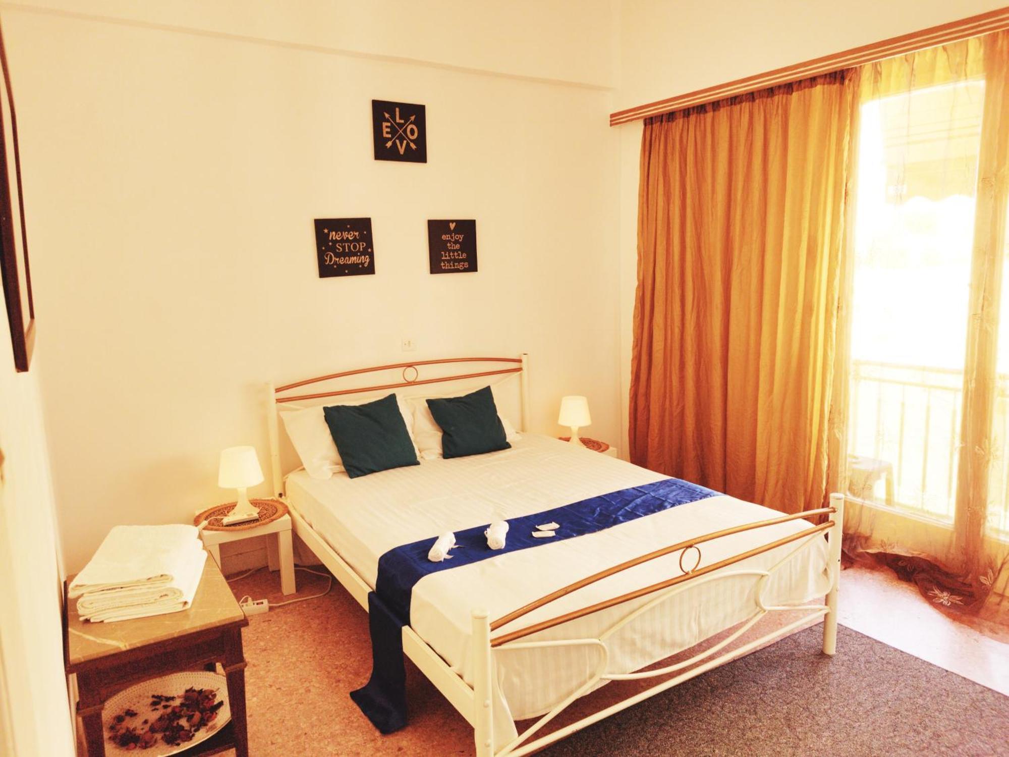 Cozy room in quiet neighbourhood Athene Kamer foto
